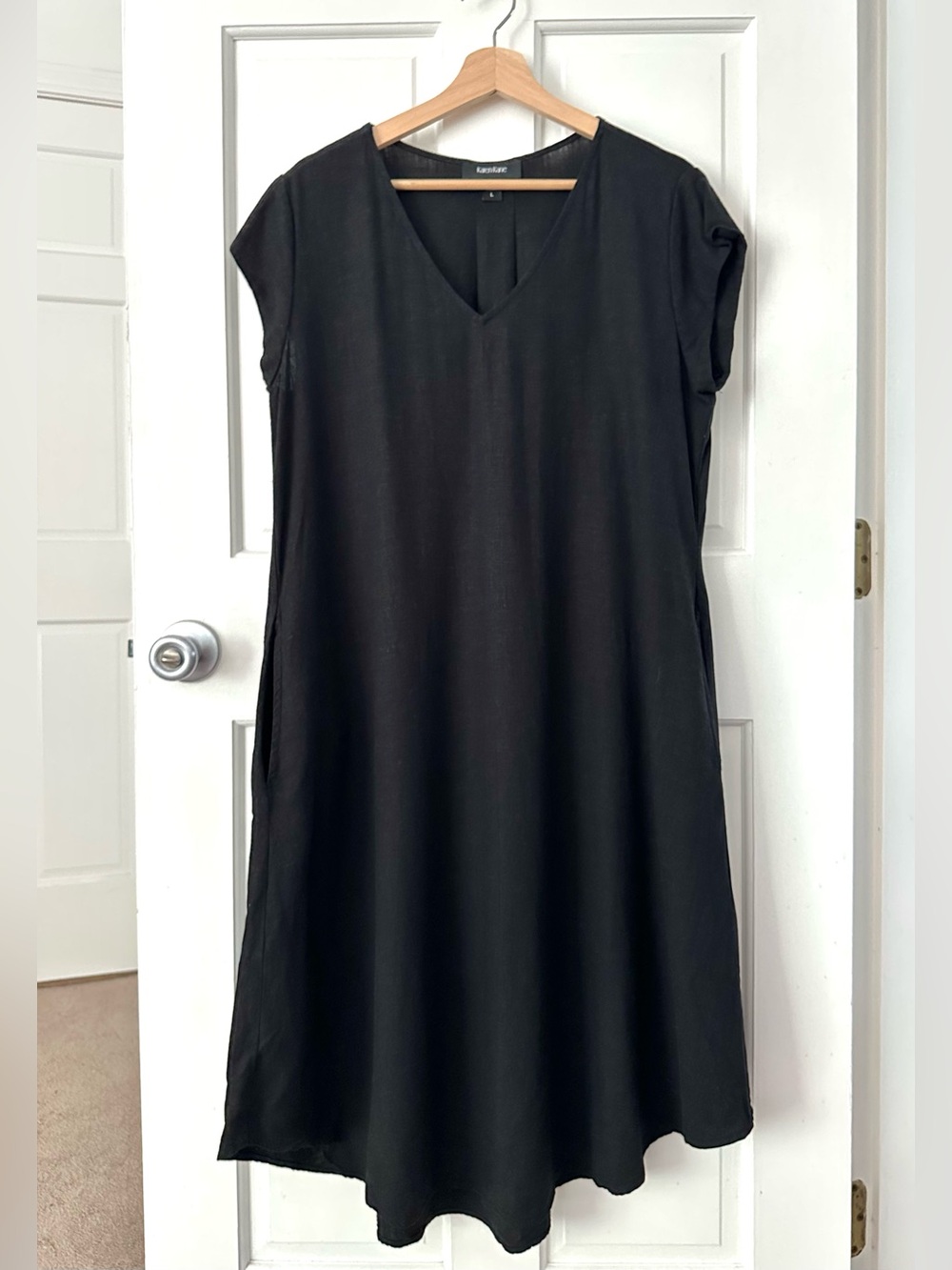 Karen Kane Black V-Neck Shift Dress A-Line Rayon Linen Blend Pockets Size L